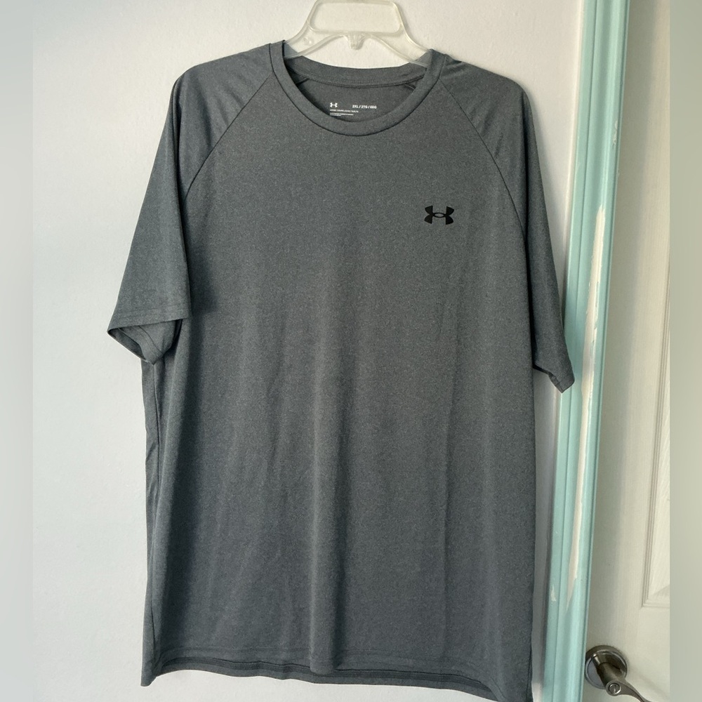 Under Armour Men's Charcoal Short Sleeve Tee